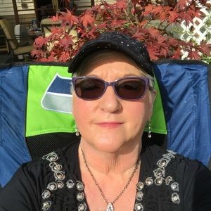 Meet your Posher, Jacqueline